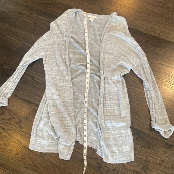 H&M Gray Heathered Cardigan Small S EUC Lightweight - Picture 2 of 7